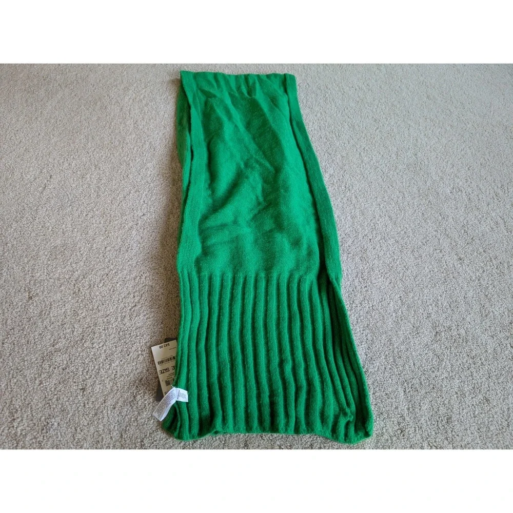 On 34th Green Winter Scarf NWT MC9542304 Women One Size Ribbed Knit